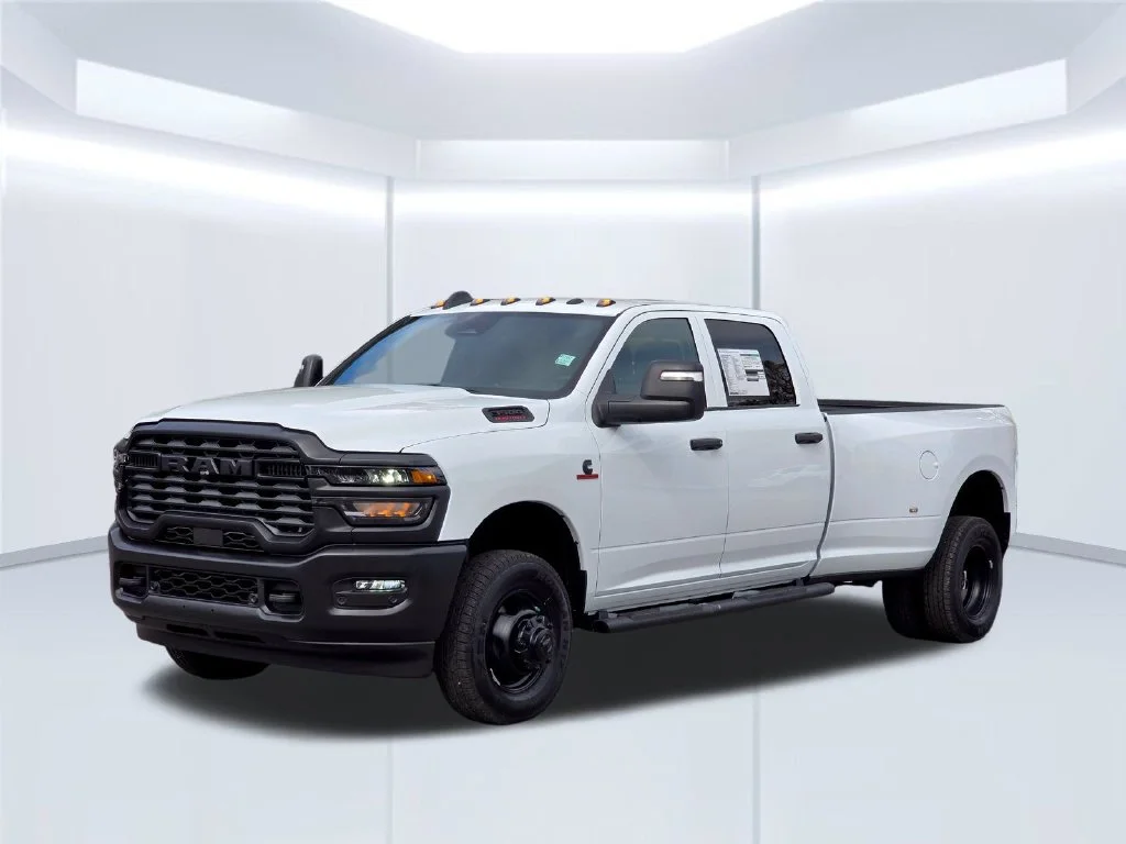 New 2027 White Ram Tradesman image 2