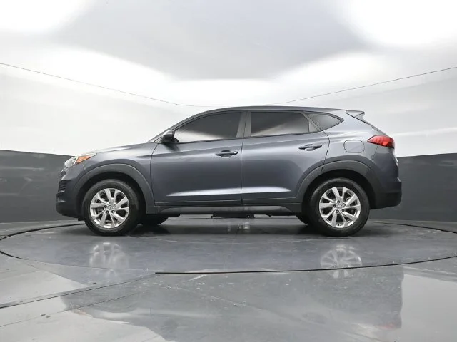 Used 2021 Gray Hyundai SE image 34