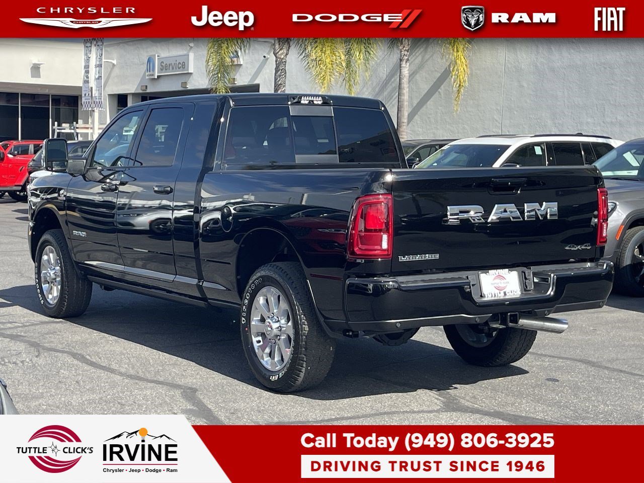 New 2026 Diamond Black Crystal Pearl-Coat Exterior Paint RAM Laramie image 4