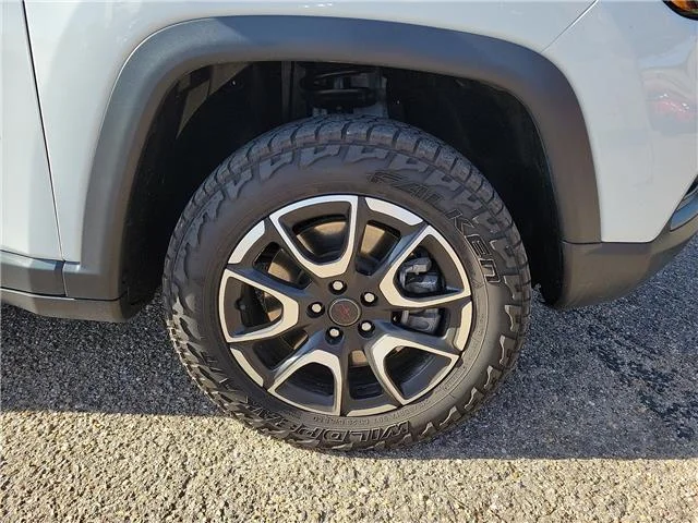 Used 2025 Bright White Clearcoat Jeep Trailhawk 4x4 image 6