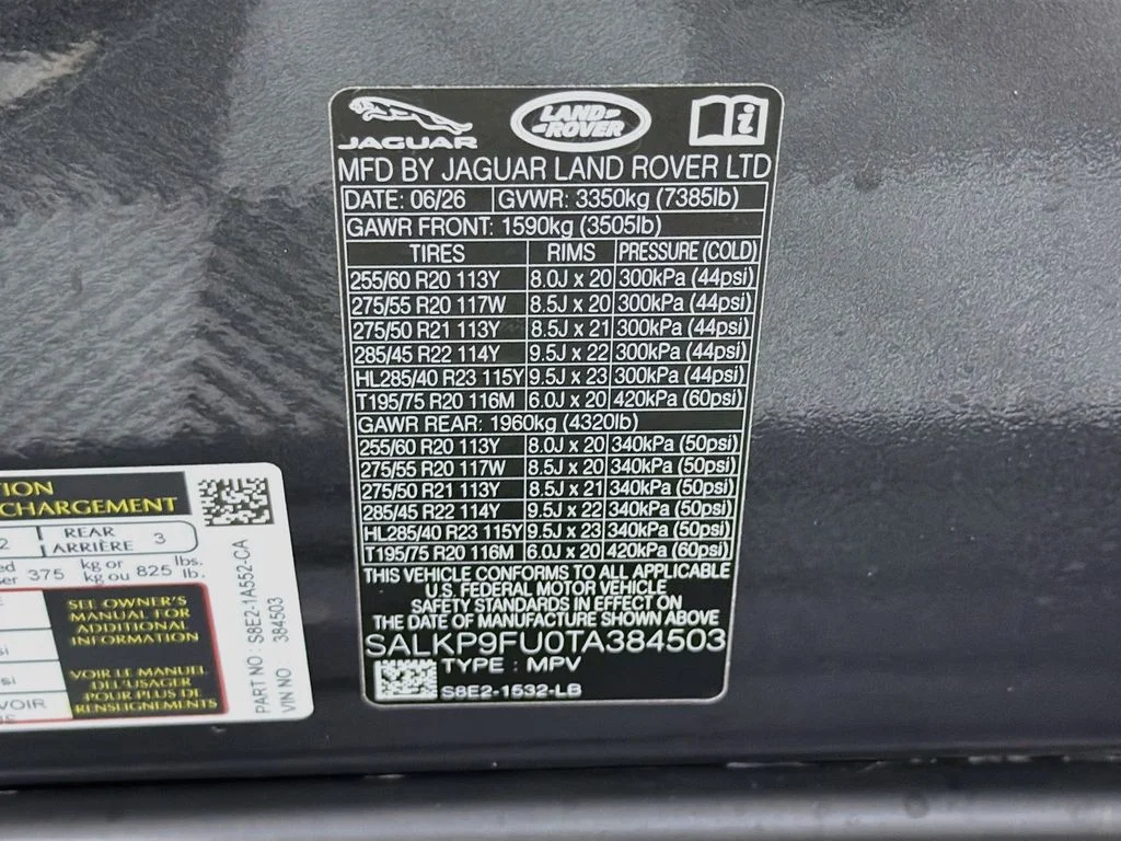 New 2026 Carpathian Gray Premium Metallic Land Rover SE image 34
