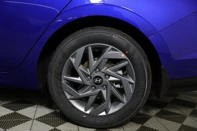 2025 Hyundai Elantra Blue - Photo 63