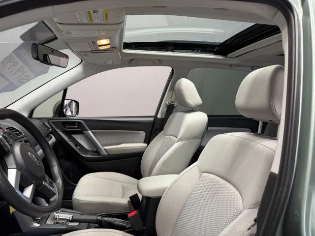 Used 2018 Green Subaru 2.5i Premium image 17