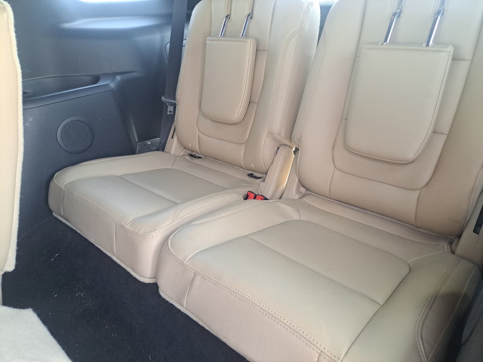 Used 2016 Orange Ford XLT image 24