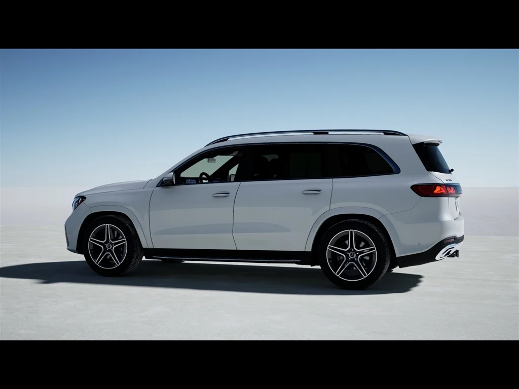 New 2027 MANUFAKTUR Moonlight White Metallic Mercedes-Benz GLS 450 image 27