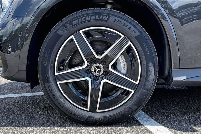 Used 2026 Gray Mercedes-Benz GLC 300 image 34