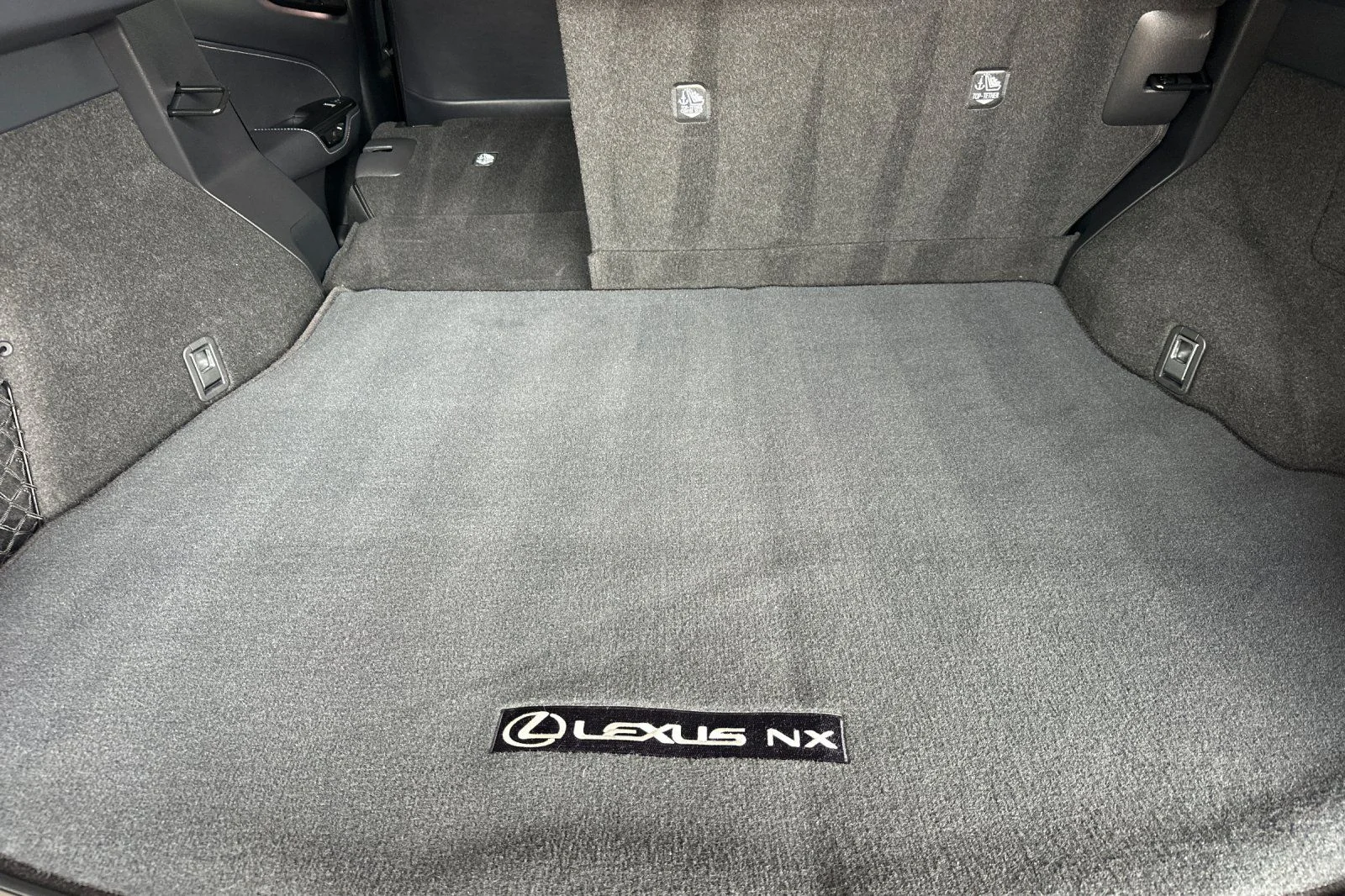 Certified Used 2025 Caviar Lexus 450h+ Luxury image 12