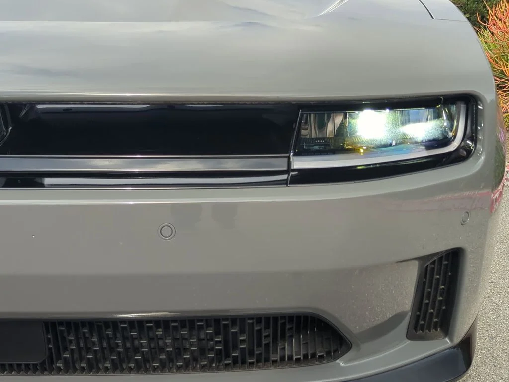 2026 Dodge Charger Daytona Scat Pack - Photo 8