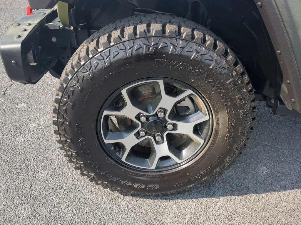Used 2021 Sarge Green Clearcoat Jeep Unlimited Rubicon image 10