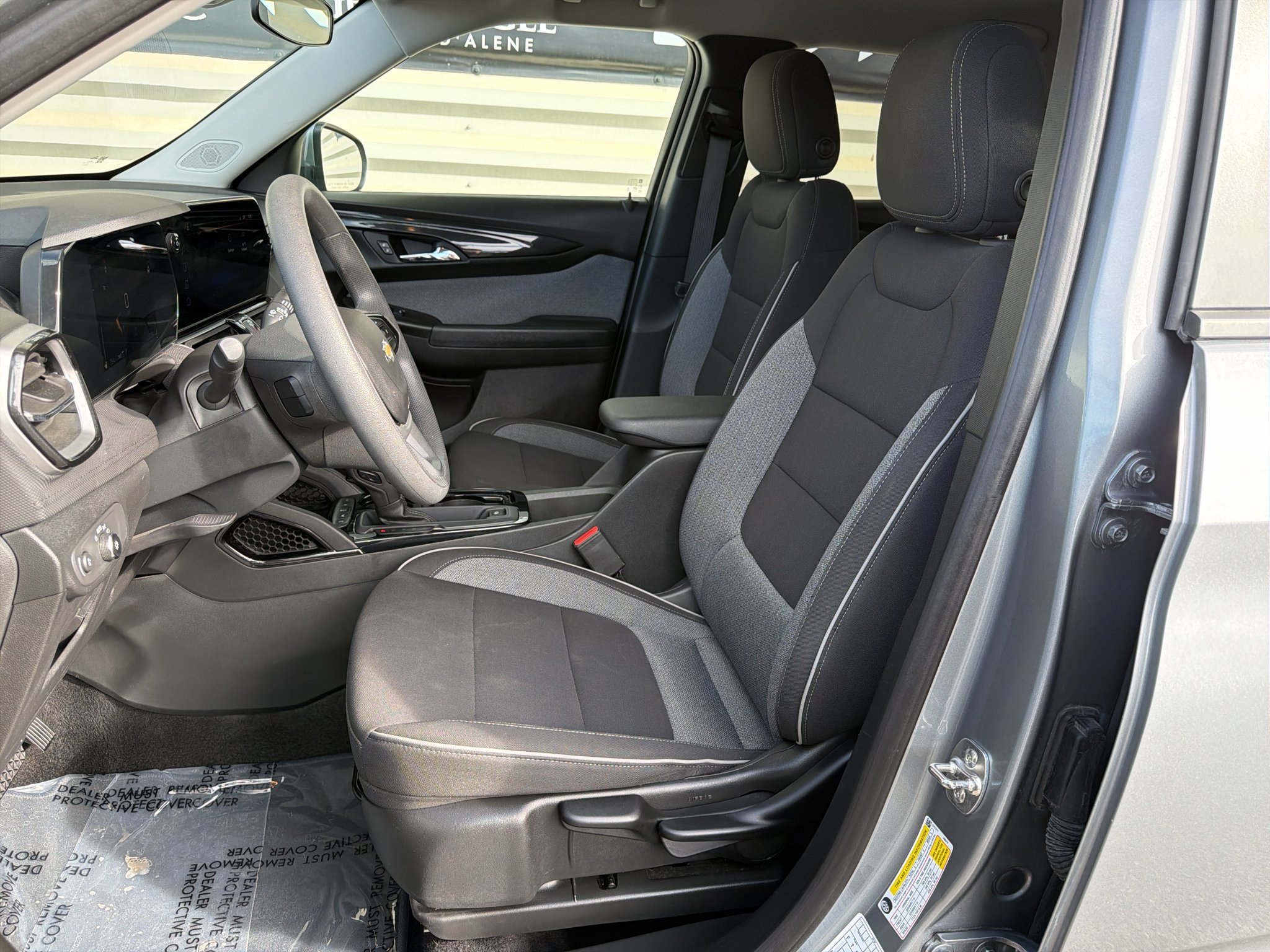 Used 2025 Sterling Gray Metallic Chevrolet LT image 11
