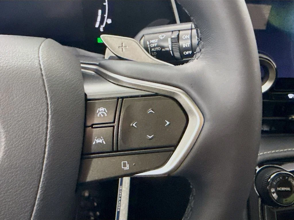 2026 Lexus NX 450h+ Luxury - Photo 13