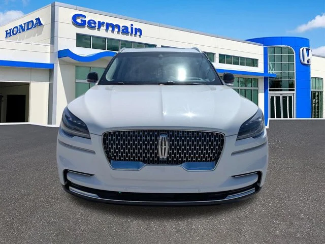 Used 2022 White Metallic Lincoln Reserve image 9