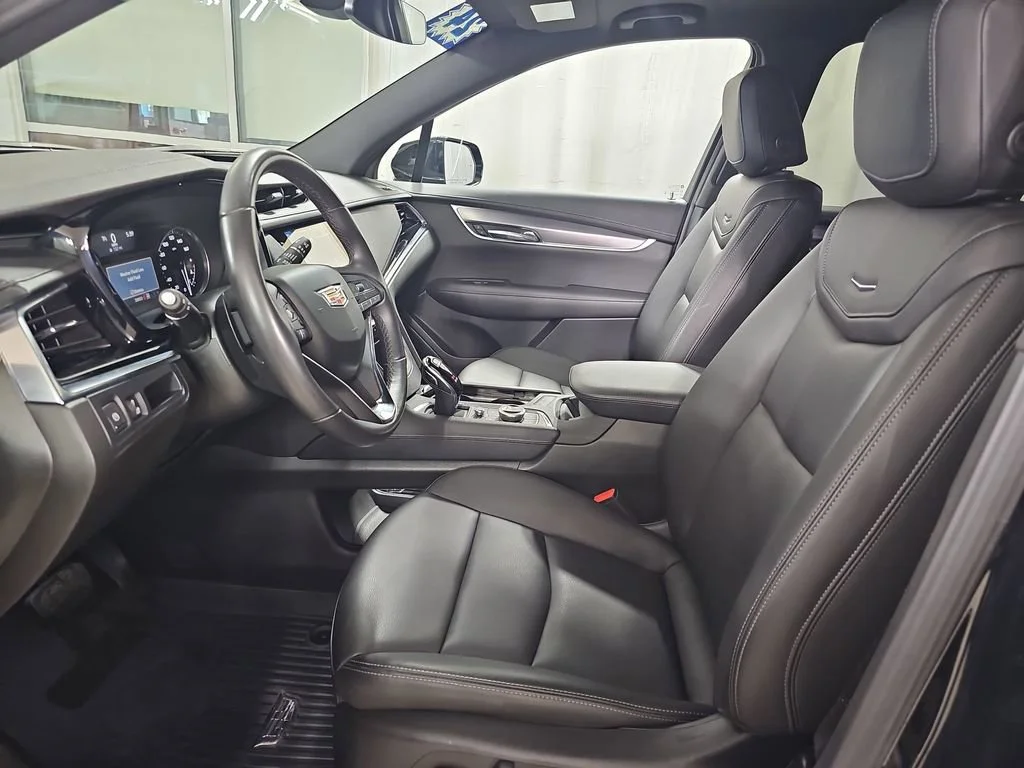 Certified Used 2024 Stellar Black Metallic Cadillac Luxury image 21
