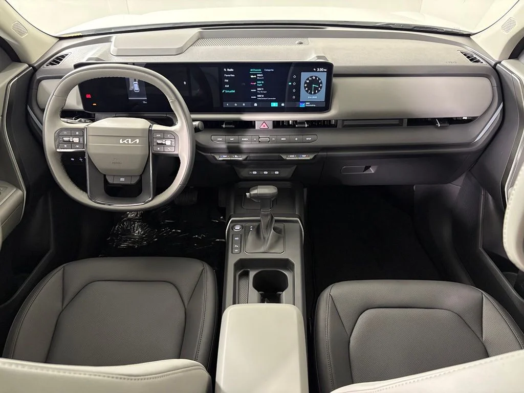 New 2027 Snow White Pearl Kia EX image 36