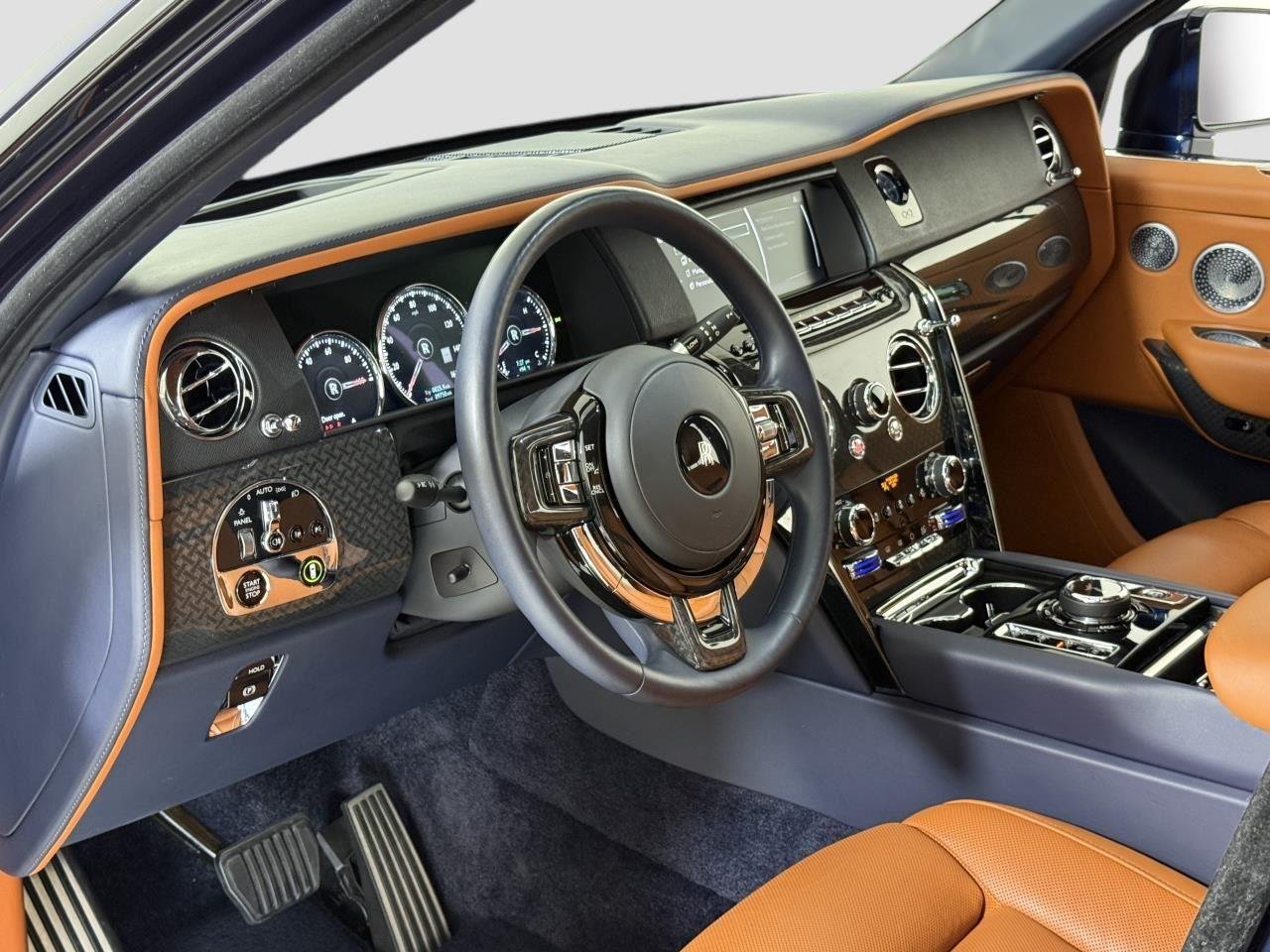 Used 2022 Midnight Blue Rolls-Royce Black Badge | Executive Rear Seating | Rear Entertainment image 15