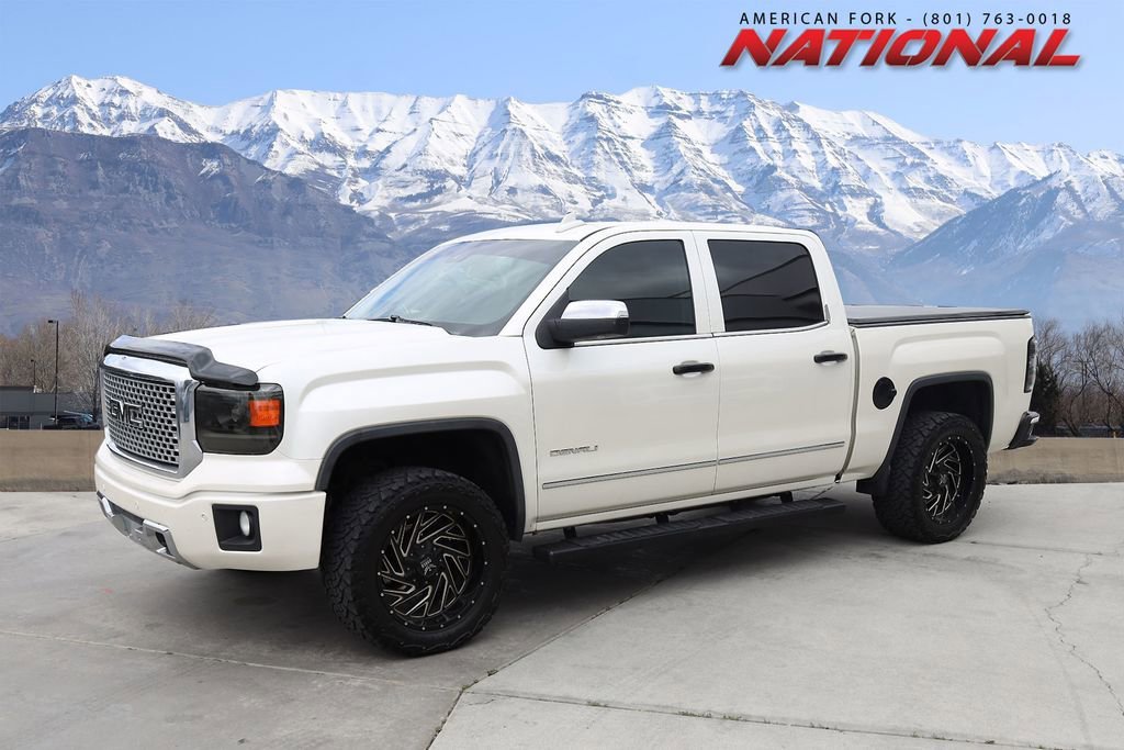 2015 GMC Sierra 4WD Crew Cab Standard Box's photo