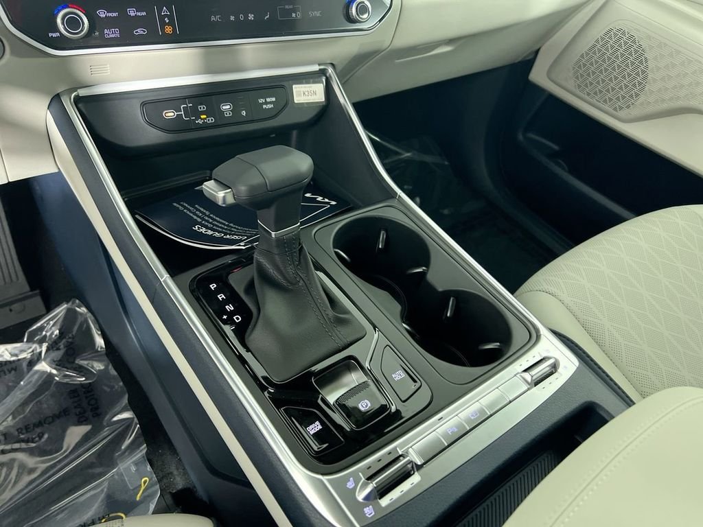New 2026 Ivory Silver Kia EX image 25