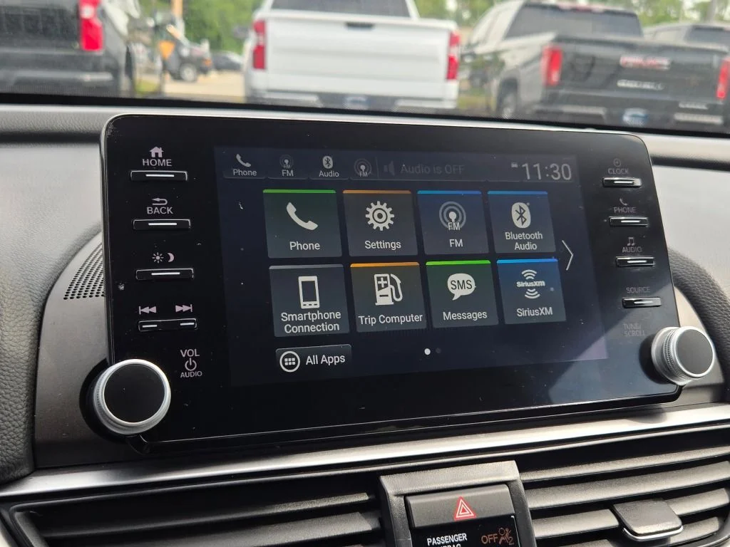 Used 2022 Silver Honda EX-L image 28