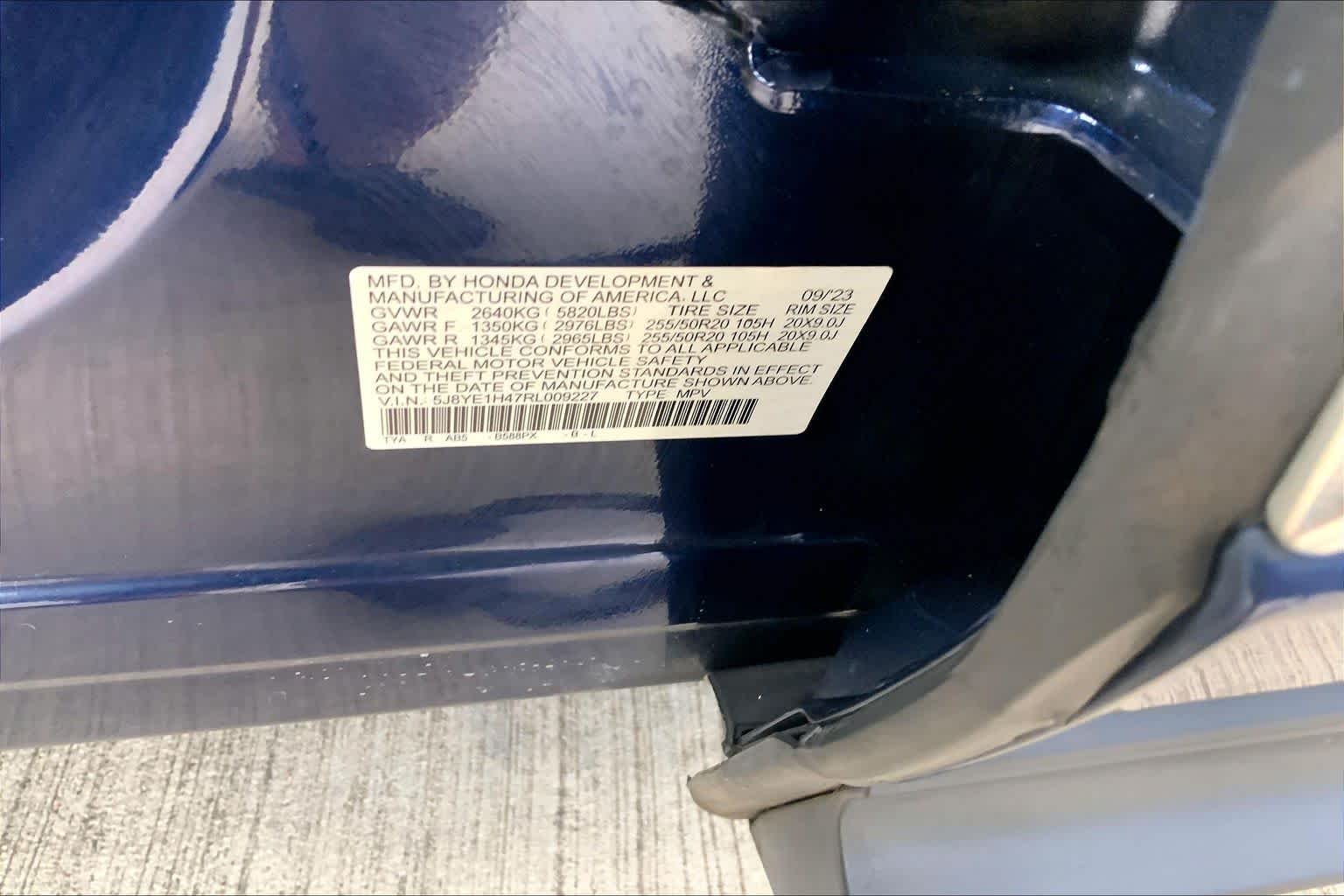 Used 2024 Fathom Blue Pearl Acura w/Technology Package image 31