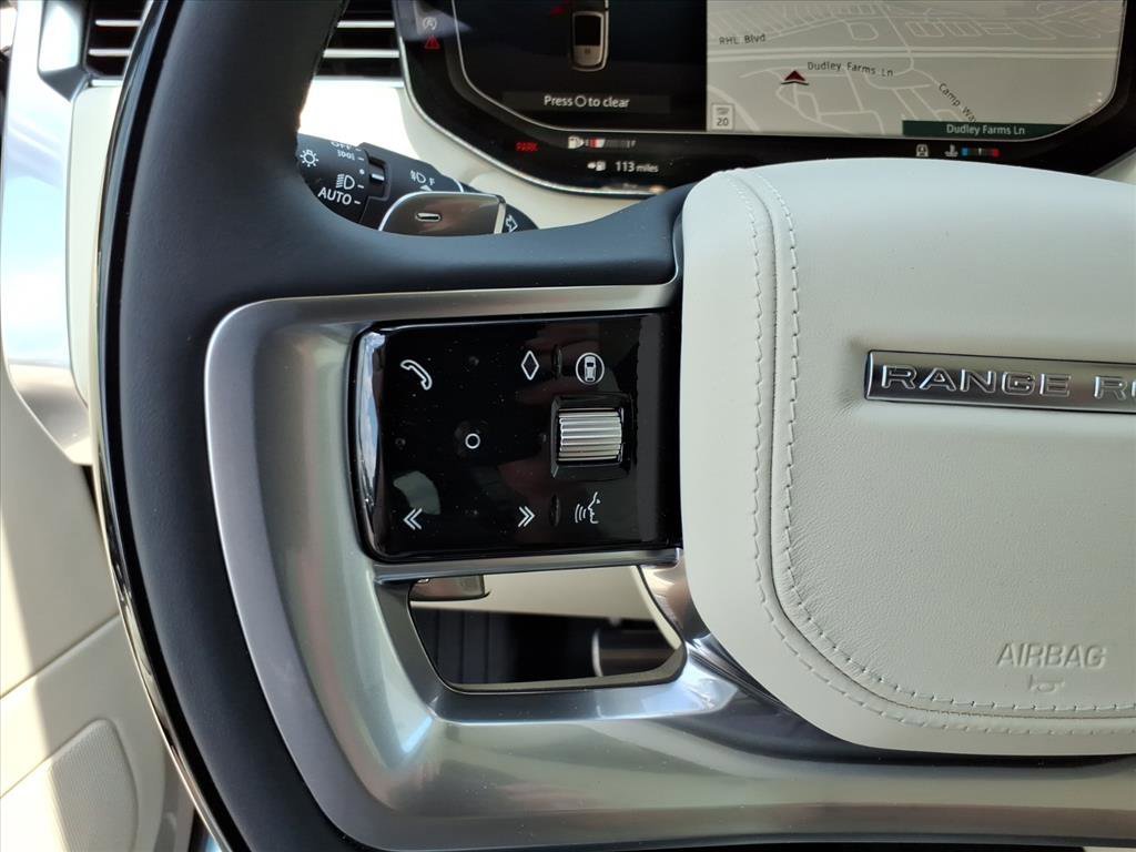 New 2026 Fuji White Land Rover SE image 16