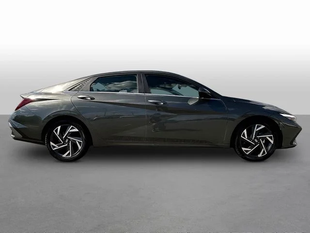 Used 2025 Gray Hyundai Limited image 8