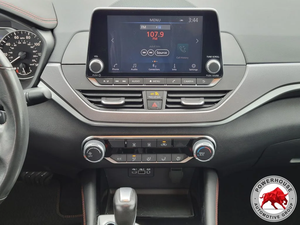 Used 2024 Red Nissan 2.5 SR image 21