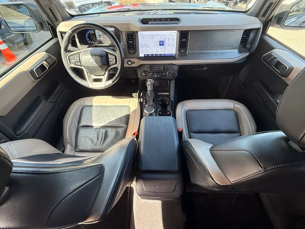 Used 2024 Azure Gray Metallic Ford Wildtrak image 25