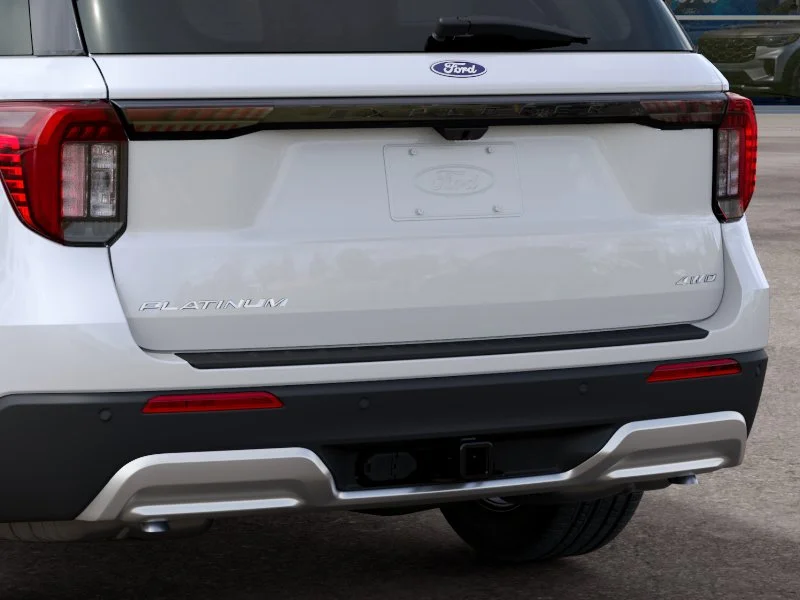 New 2027 Star White Metallic Tri-Coat Ford Platinum™ image 47
