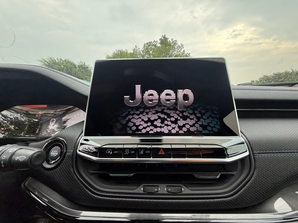 New 2026 Blue Jeep Latitude image 21