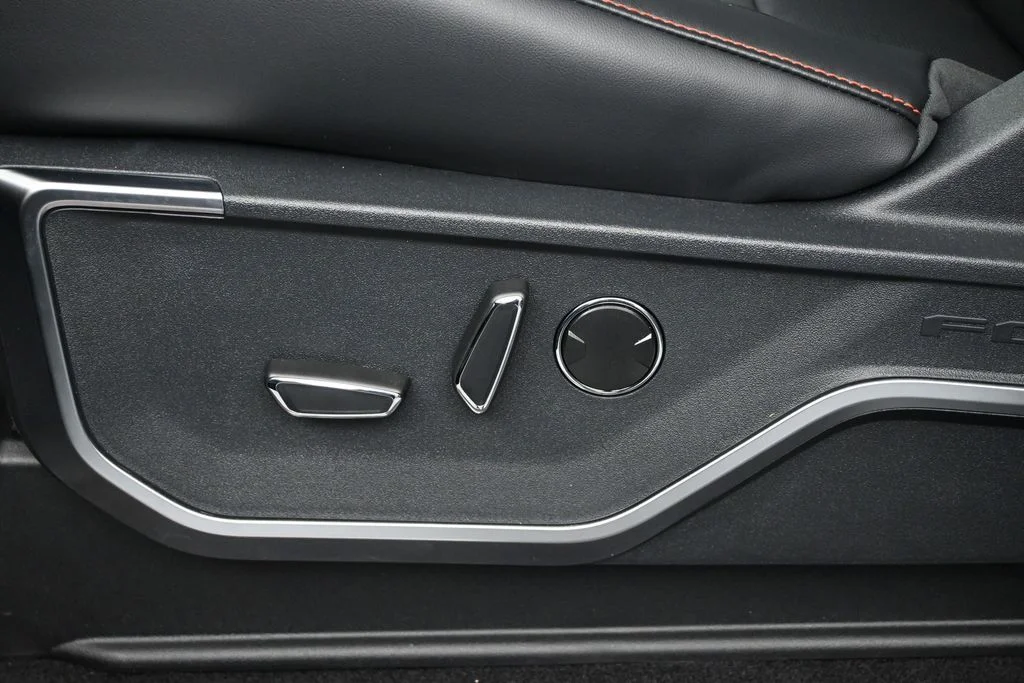 New 2026 Agate Black Metallic Ford Raptor image 9