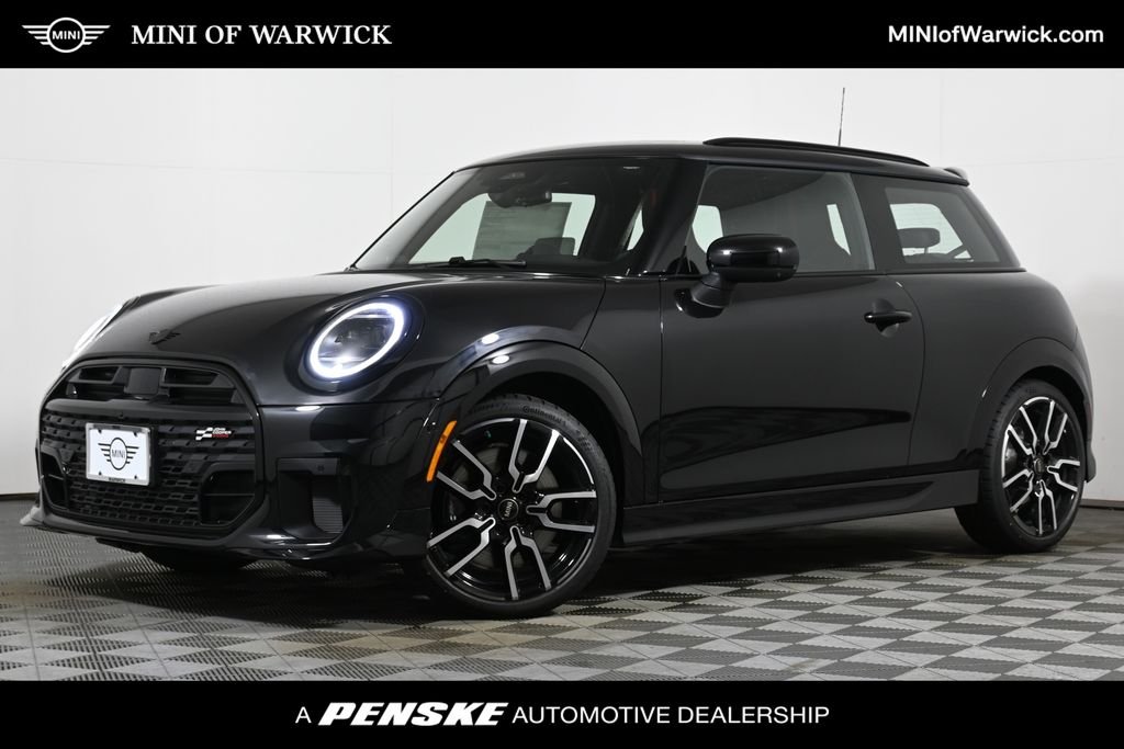 2026 MINI Hardtop Cooper S's photo