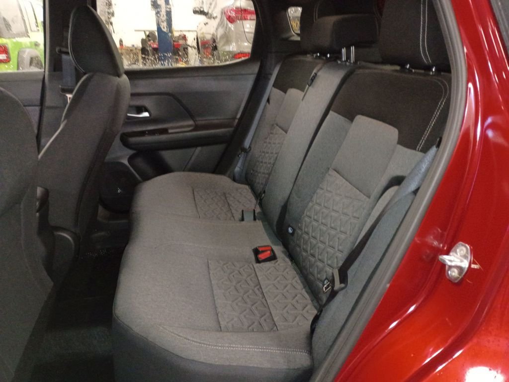 2026 Nissan KICKS SV AWD - Photo 17
