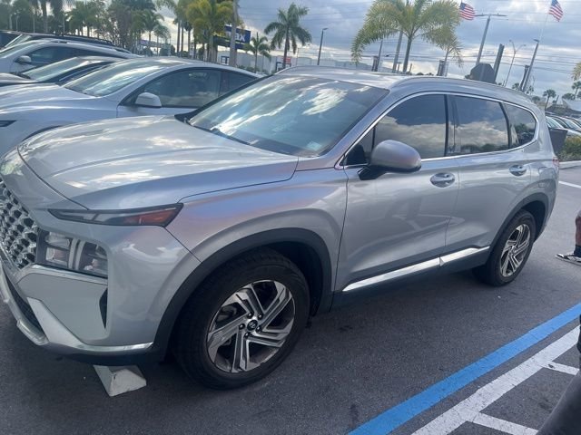 2021 Hyundai Santa Fe SEL 2.5's photo