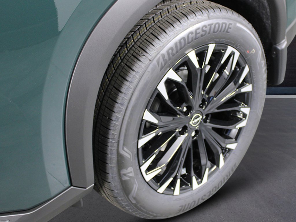 New 2026 Obsidian Green Pearl Nissan Dark Armor™ image 2