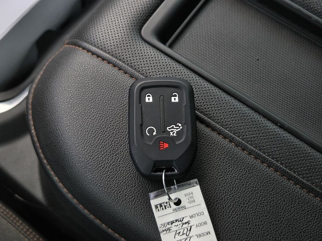 Used 2020 Gray GMC AT4 image 43