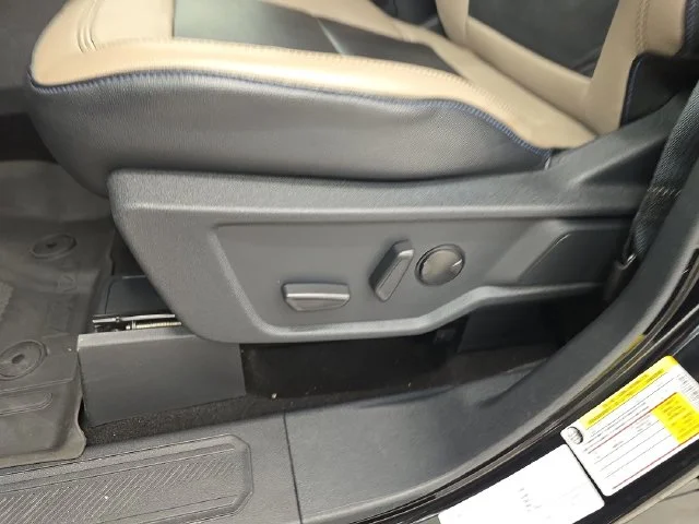 Certified Used 2022 Shadow Black Ford Wildtrak image 38