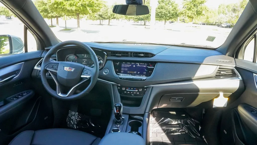 2025 Cadillac XT6 Luxury - Photo 18