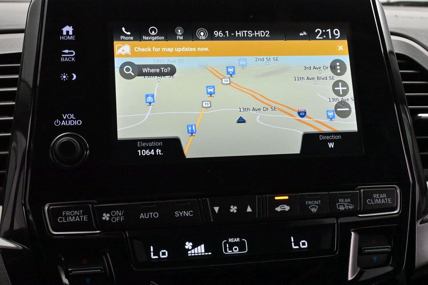 Used 2019 White Diamond Pearl Honda Touring image 25