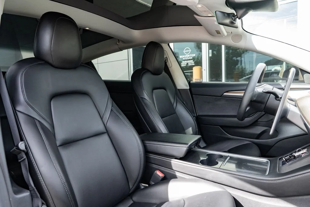 Used 2022 White Tesla Long Range image 22