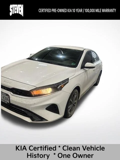 Used 2024 White Kia LXS image 1