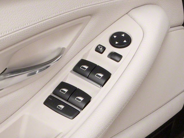 Used 2013 Imperial Blue Metallic BMW 528i image 17