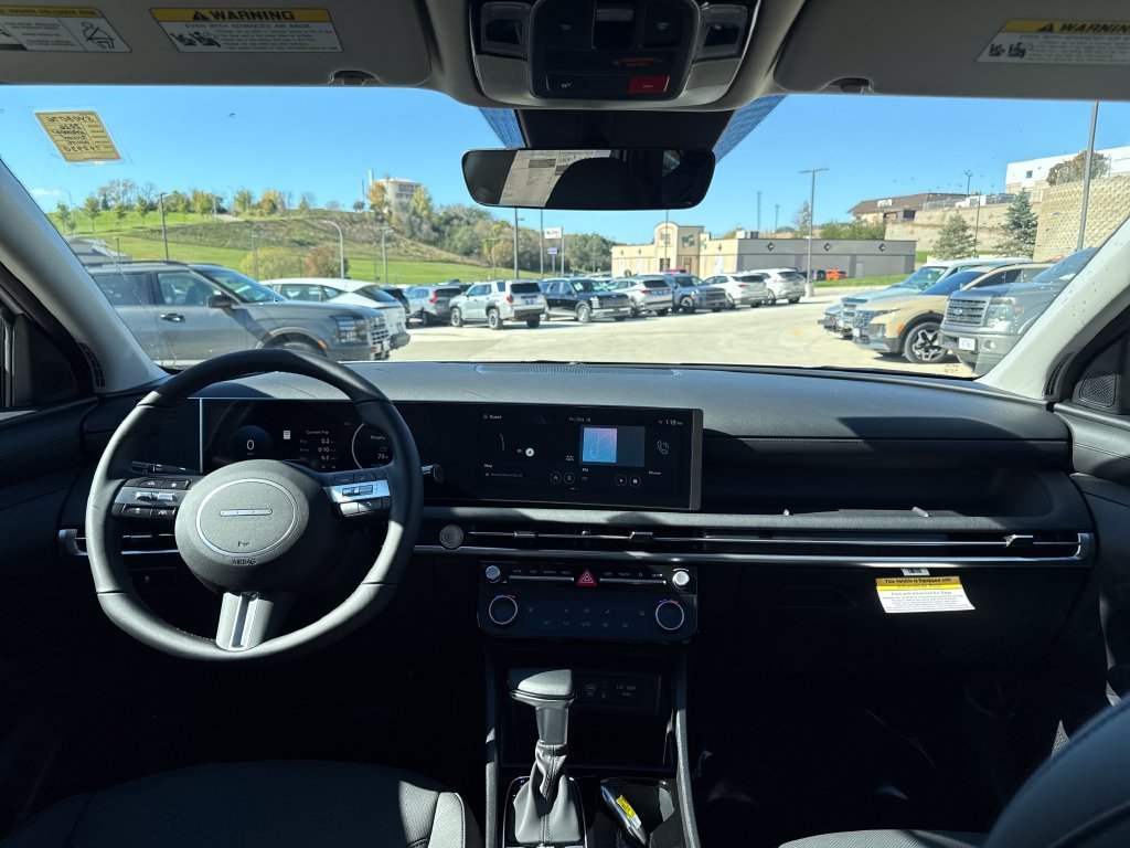New 2026 White Hyundai SEL Premium image 12