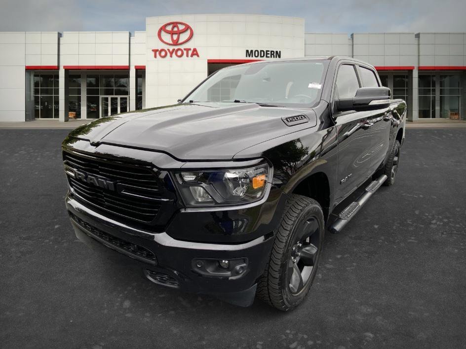 2019 RAM 1500 Big Horn/Lone Star 4x4 Crew Cab 5'7's photo