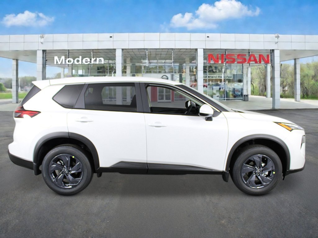 New 2027 Everest White Pearl Tricoat Nissan SV image 6