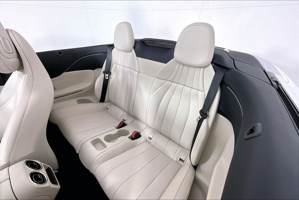 New 2027 MANUFAKTUR Moonlight White Metallic Mercedes-Benz AMG® CLE 53 4MATIC+ Cabriolet image 10