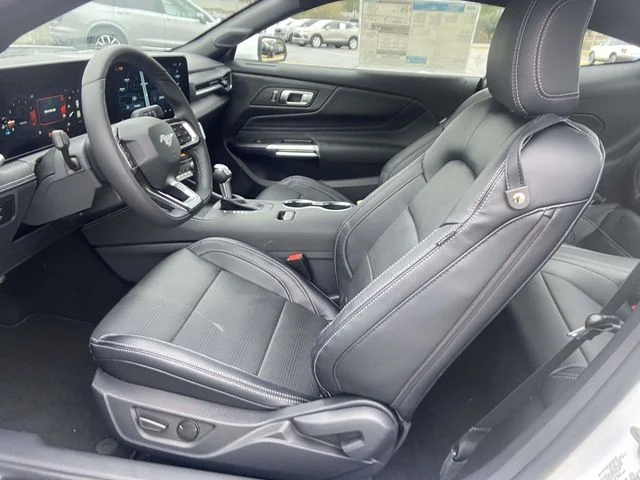 2026 Ford Mustang EcoBoost Premium Fastback - Photo 11