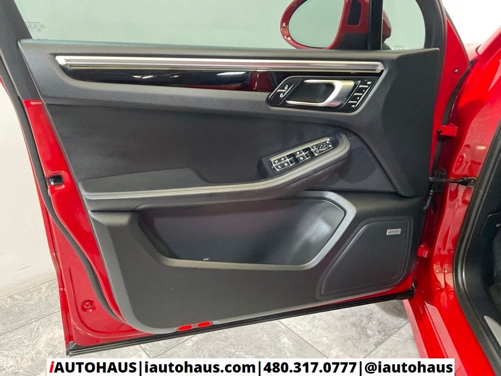 2021 Porsche Macan S - Photo 33