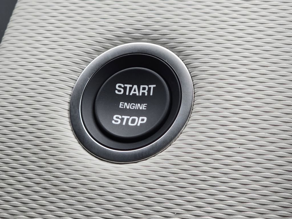 New 2025 Varesine Blue Land Rover se image 11