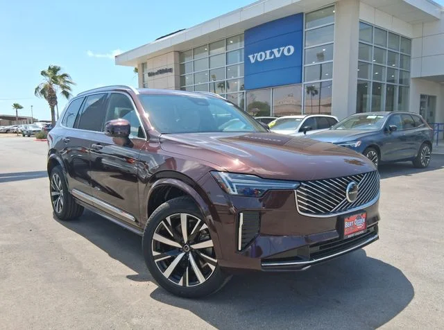 2026 Volvo XC90 B5 Core Bright 4WD's photo