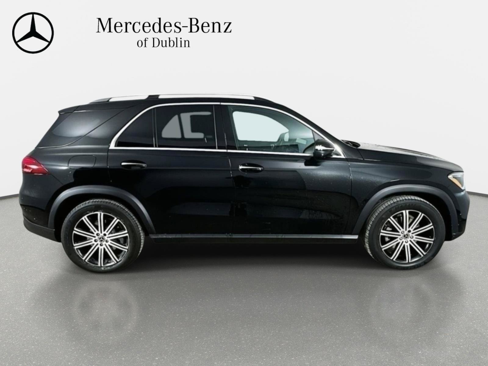 Used 2026 Obsidian Black Metallic Mercedes-Benz GLE 350 image 4